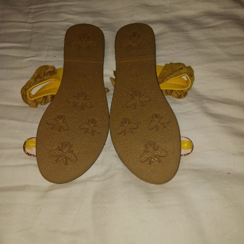 Sandals - Picture 3 of 6